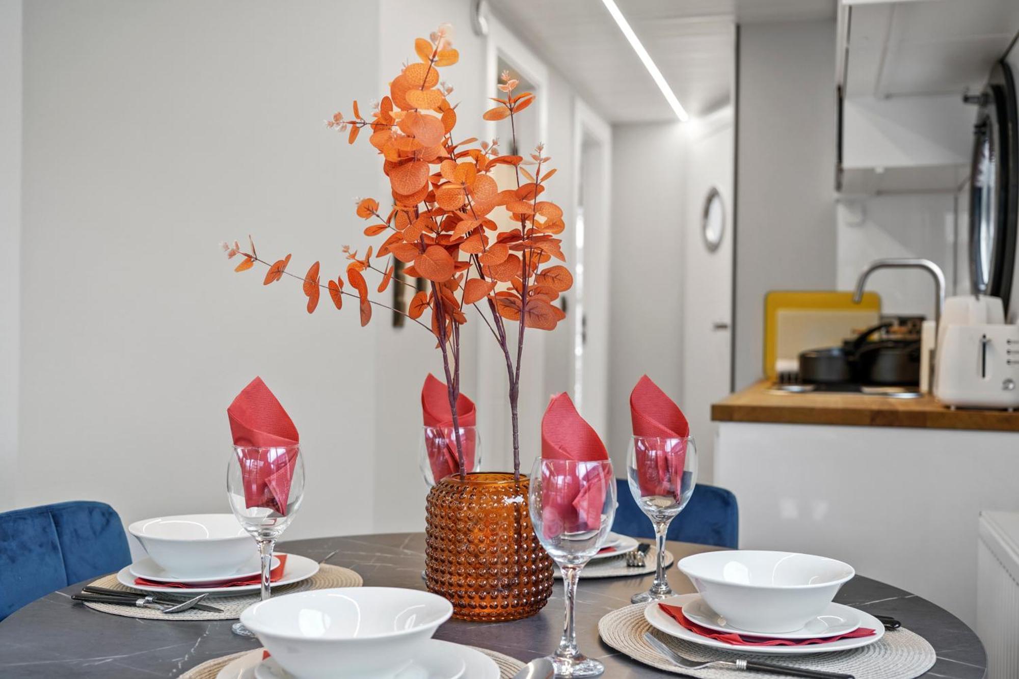 Unique Water Lodge In London - Sleeps 6 Exterior foto